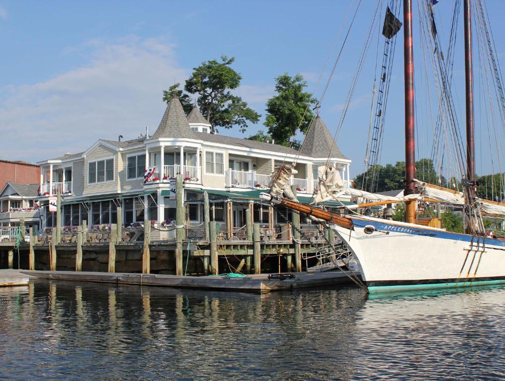 Grand Harbor