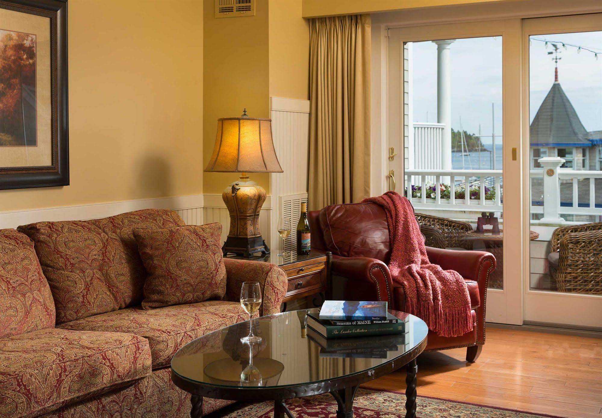 Grand Harbor 4*