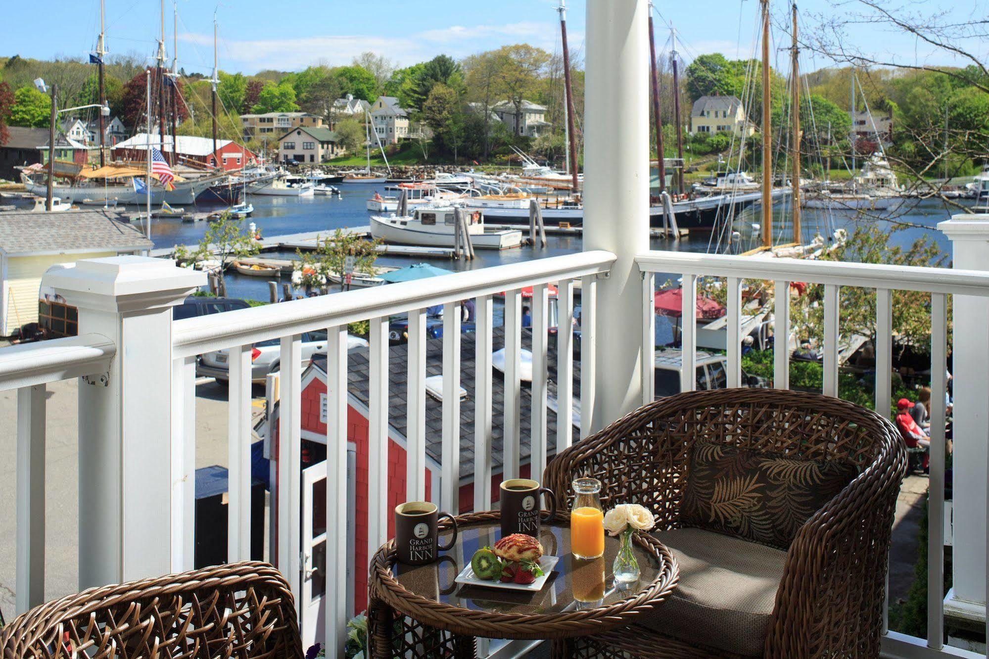 Mini-hôtel Grand Harbor 4*